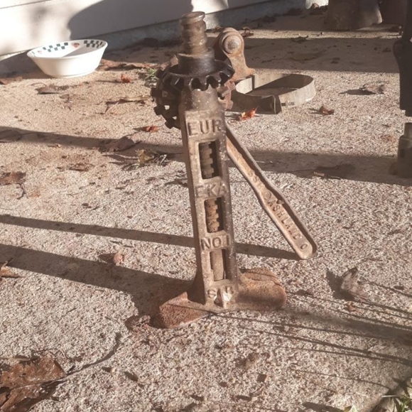 Antique farm stuff - Picture 7 of 16